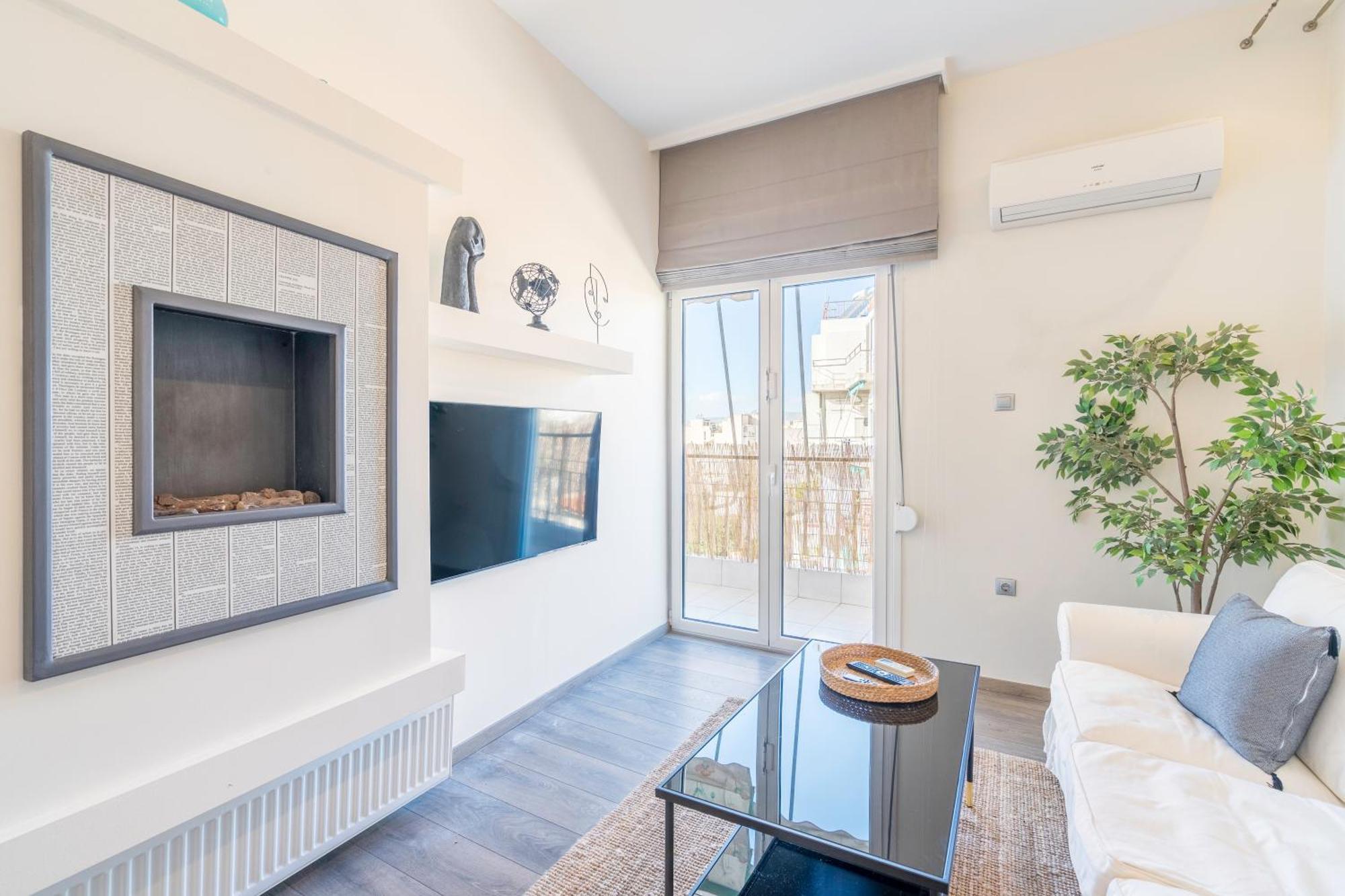 City Oasis: Newly Renovated 2Br Apt In City Center Athena Bagian luar foto